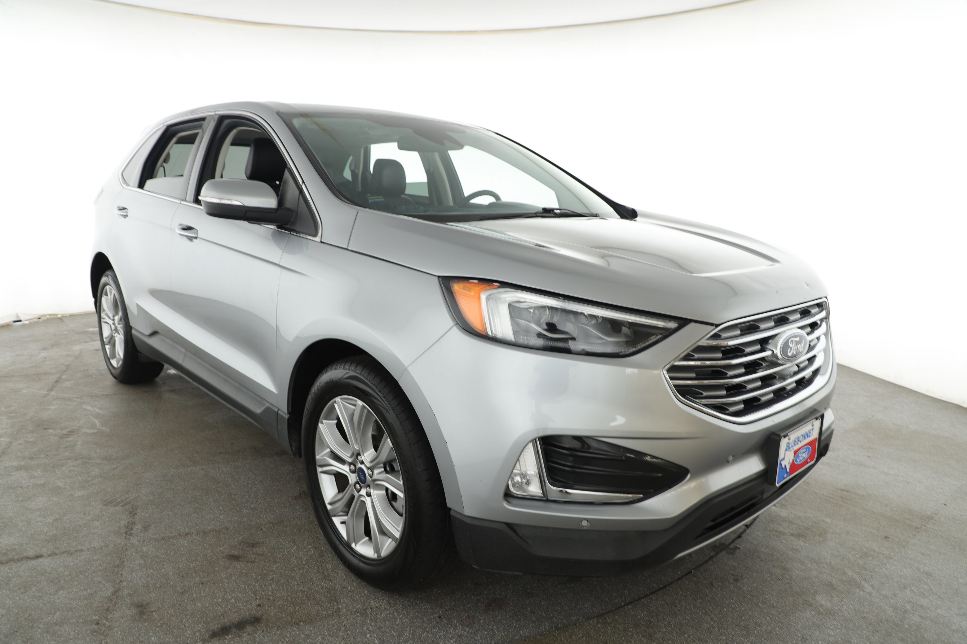 Certified 2022 Ford Edge Titanium w/ Equipment Group 301A image 3