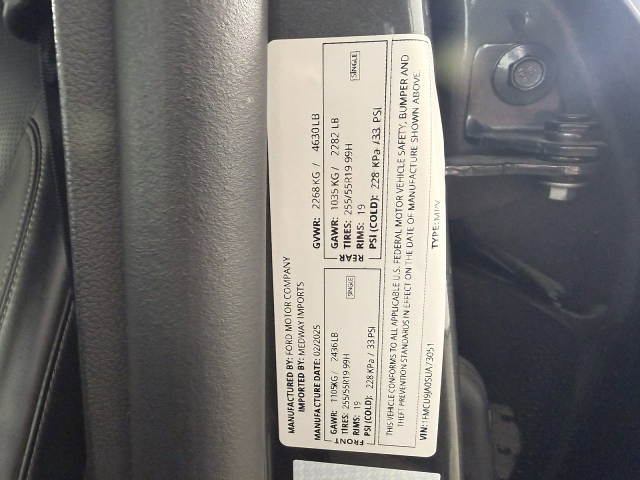 Certified 2025 Ford Escape Platinum image 24