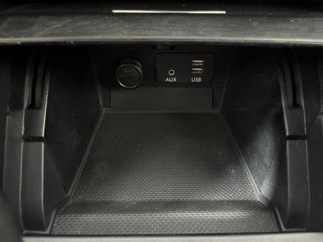 Used 2018 Subaru Outback 2.5i Touring AWD/4WD image 15