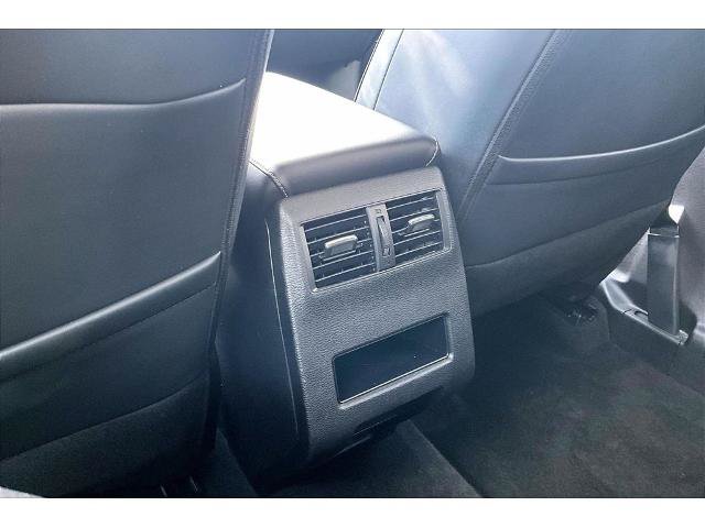 Used 2025 Mitsubishi Outlander SE FWD image 10