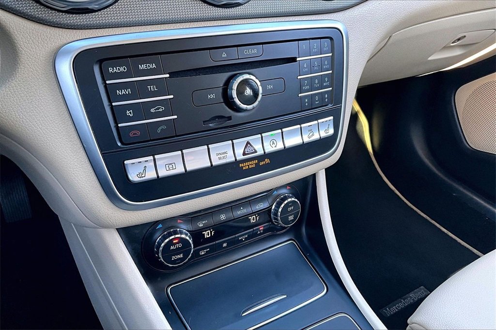 Used 2019 Mercedes-Benz GLA 250 4MATIC image 32