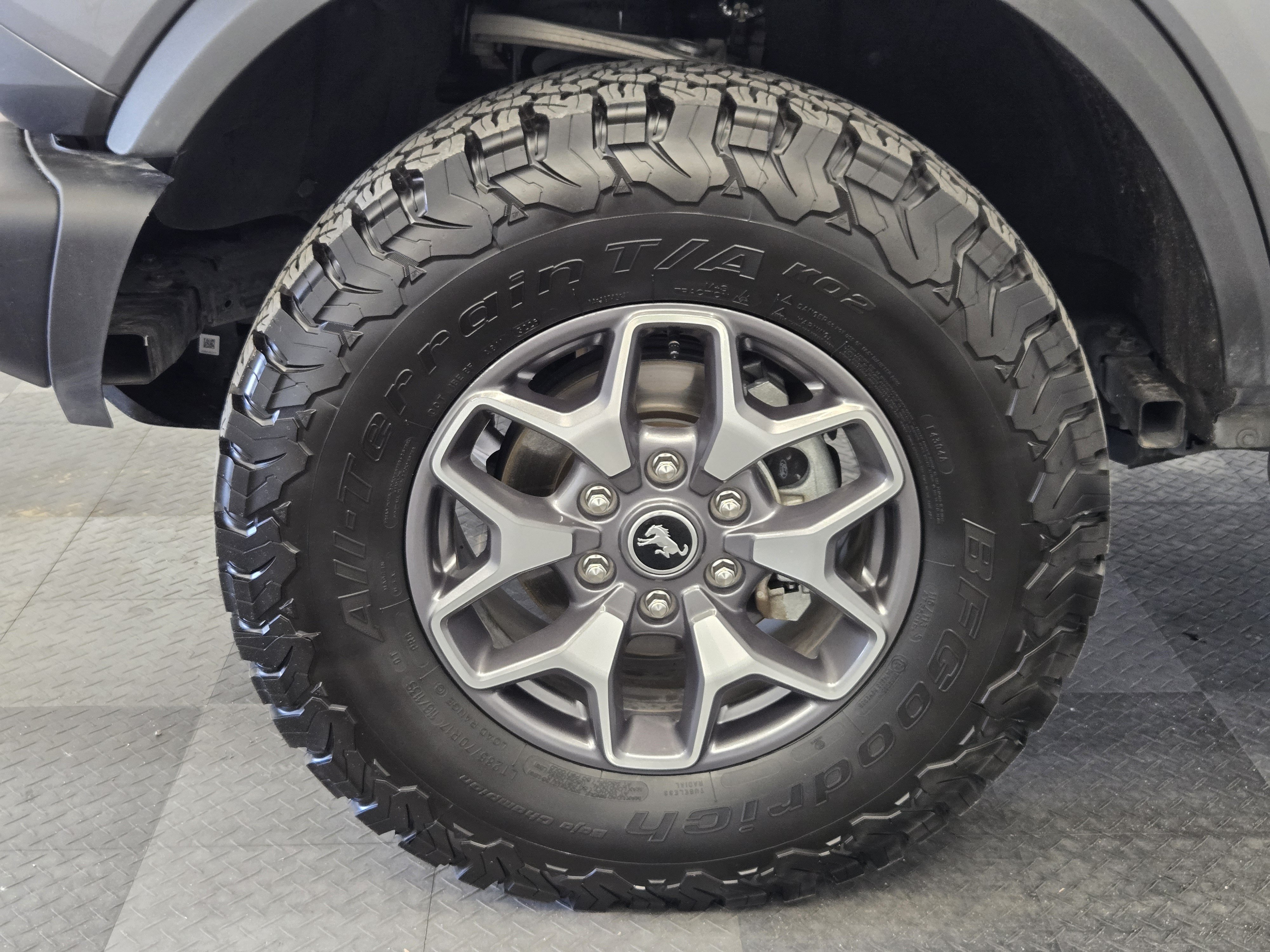 Certified 2025 Ford Bronco Badlands AWD/4WD image 10