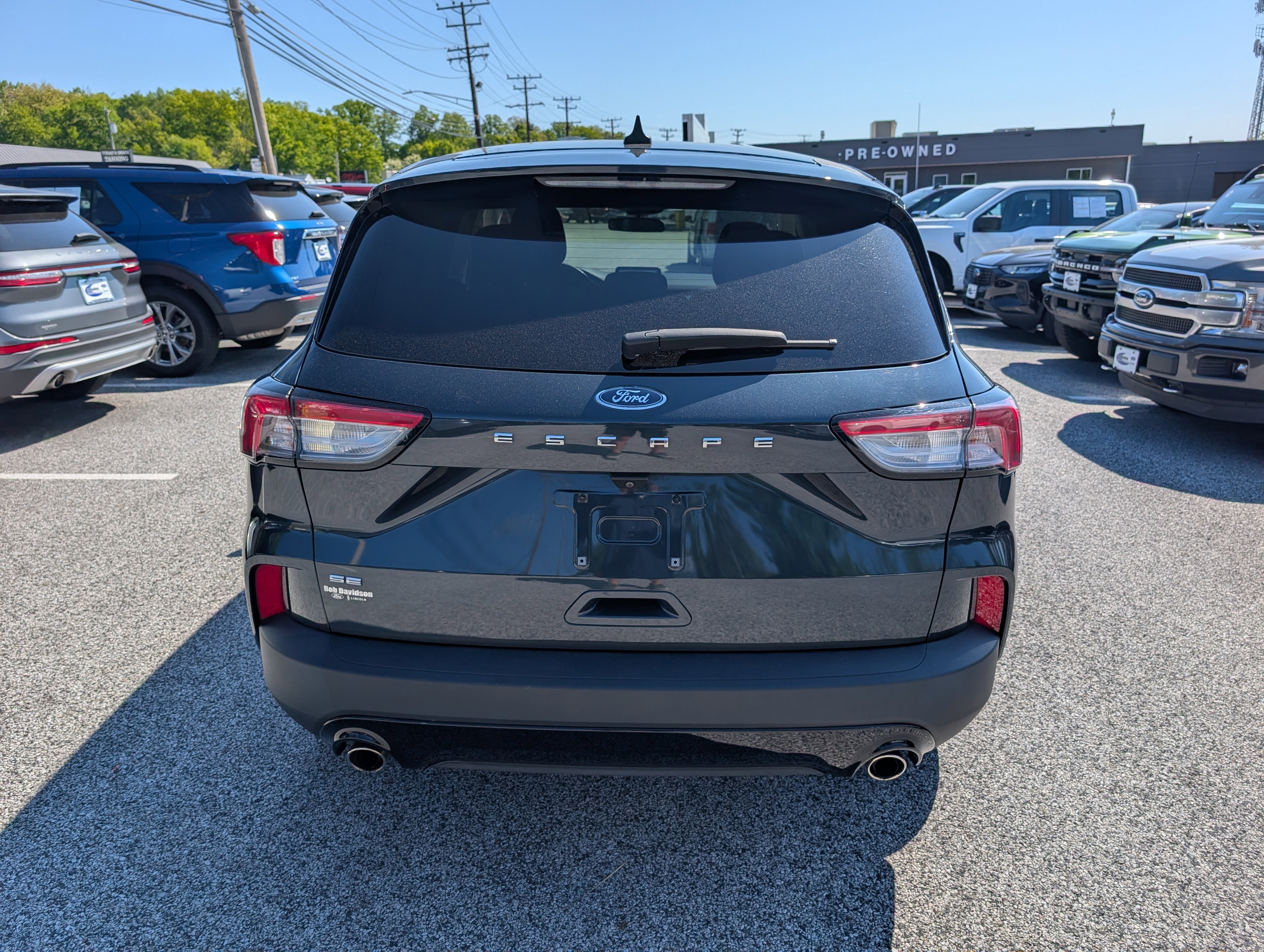 Certified 2022 Ford Escape SE w/ SE Sport Appearance Package FWD image 6