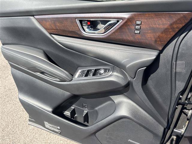 Used 2023 Subaru Ascent Touring AWD/4WD image 9