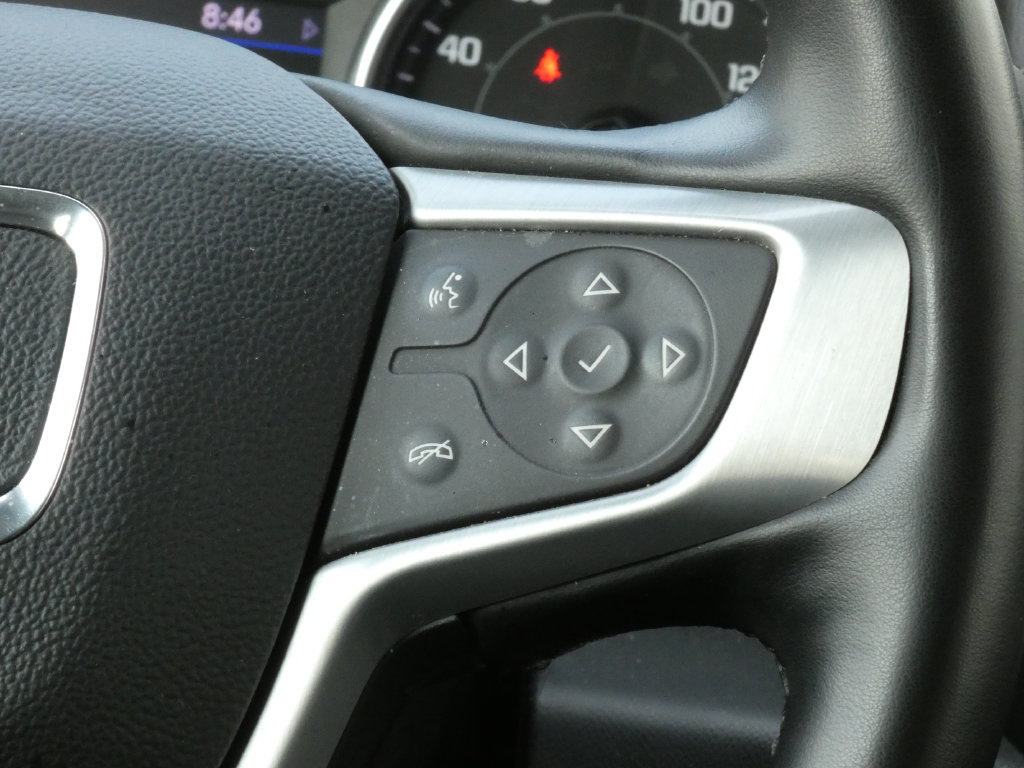 Used 2024 GMC Terrain SLT AWD/4WD image 14