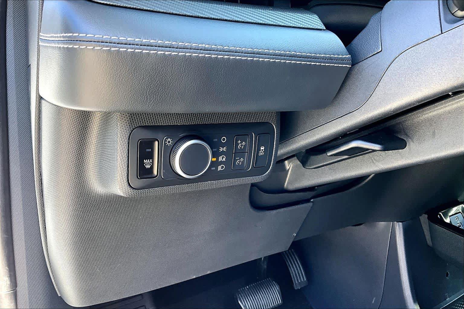 Certified 2023 Ford Mustang Mach-E Premium AWD/4WD image 36