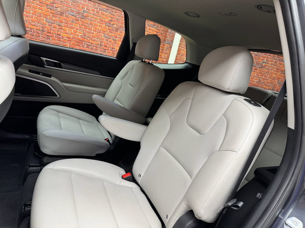 Used 2022 Kia Telluride S AWD/4WD image 26