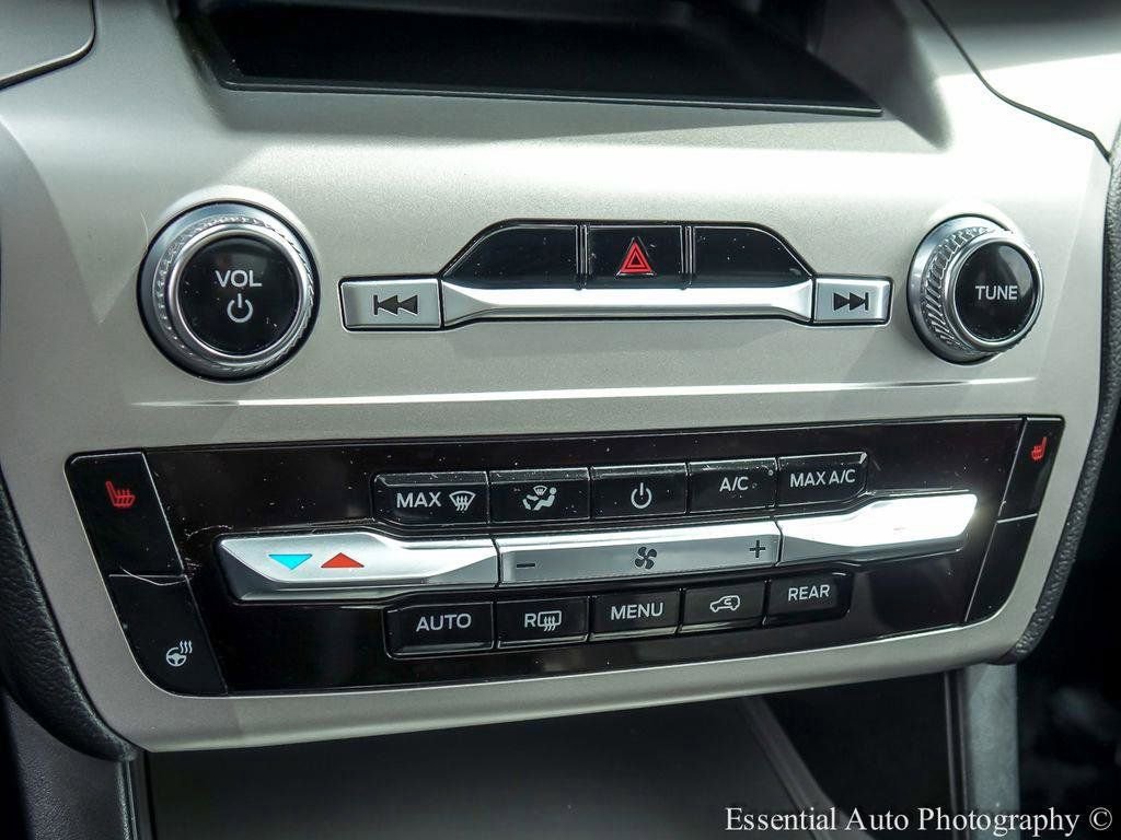 Certified 2022 Ford Explorer XLT w/ Equipment Group 202A image 20