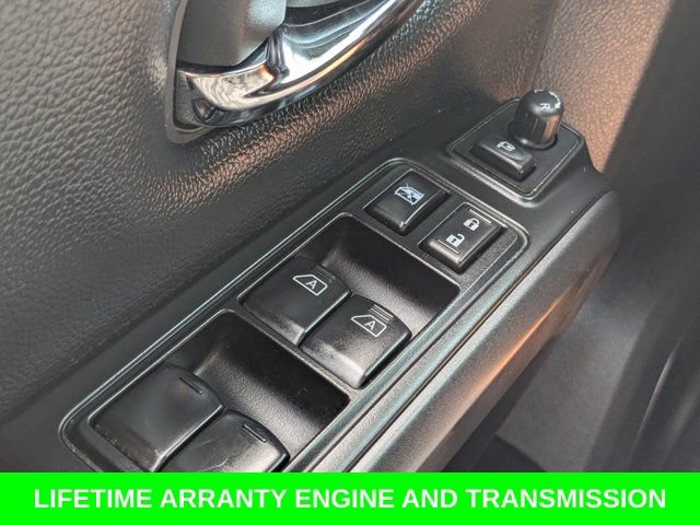 Used 2023 Nissan Titan PRO-4X w/ Pro-4x Convenience Package AWD/4WD image 27