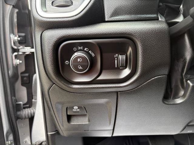 Used 2023 RAM 1500 Big Horn AWD/4WD image 15