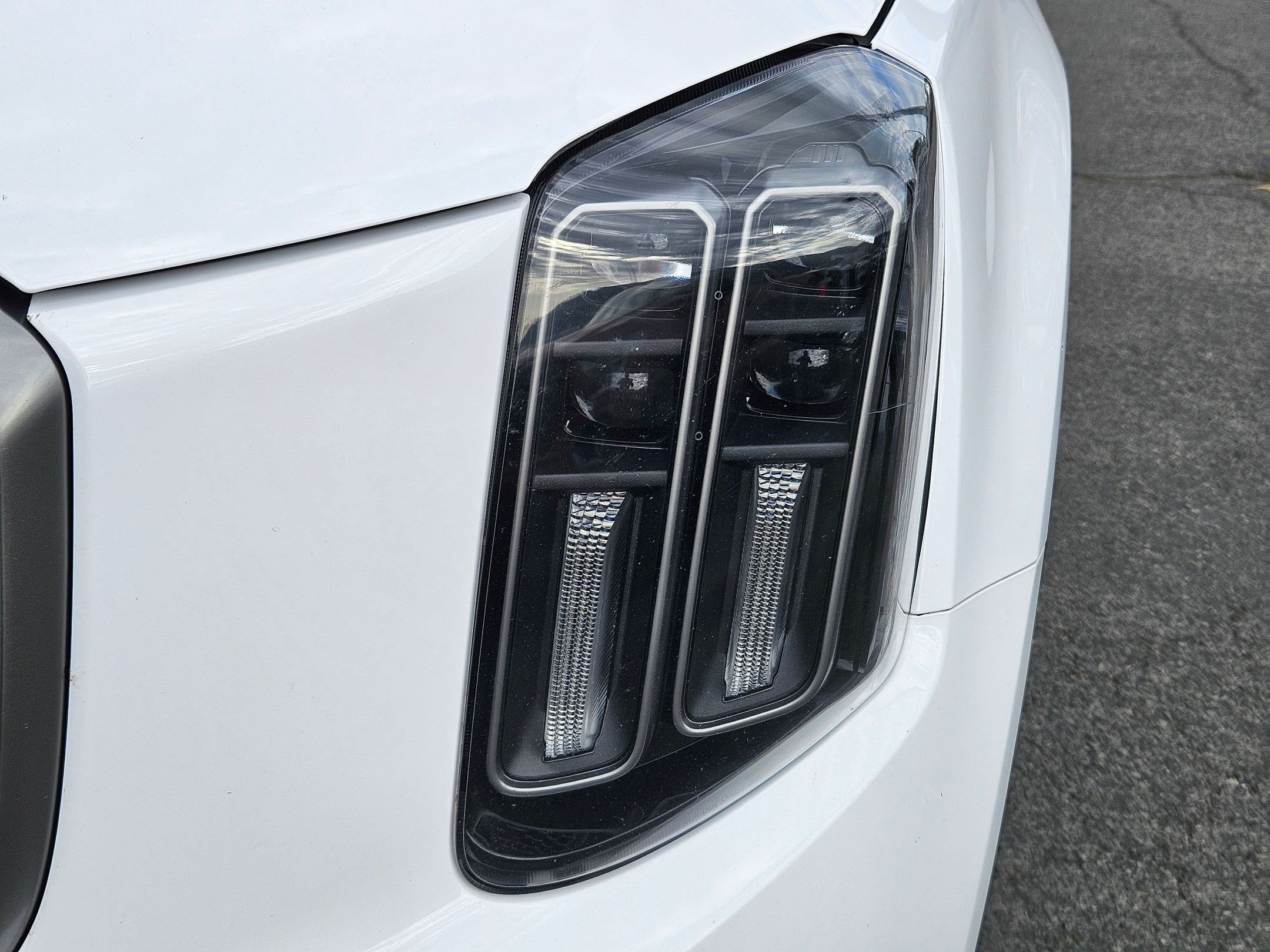 Used 2023 Kia Telluride SX Prestige X-Pro AWD/4WD image 12