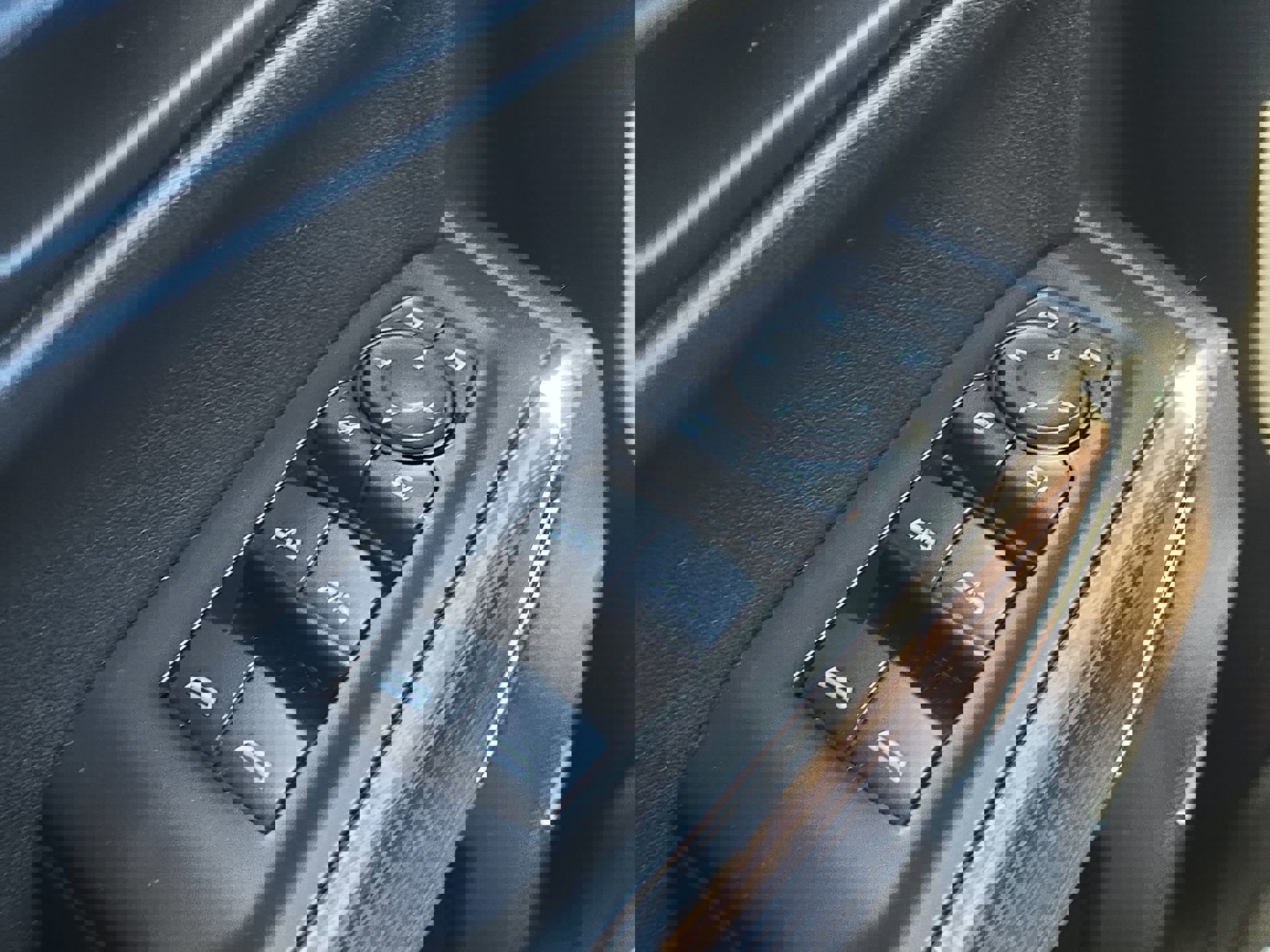 Used 2021 Chevrolet Silverado 1500 High Country image 13