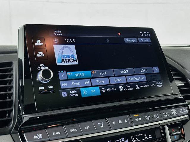 Used 2025 Honda Odyssey Sport-L image 16