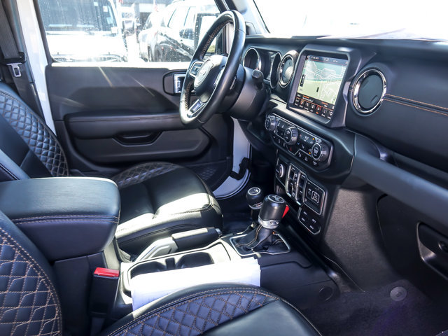 Used 2023 Jeep Wrangler Unlimited Sahara AWD/4WD image 27