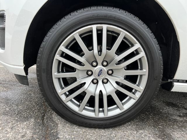 Certified 2023 Ford Expedition Max Platinum image 16