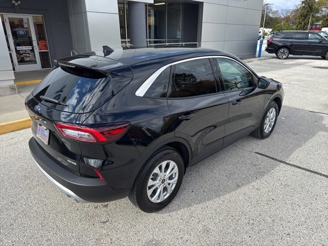 Certified 2023 Ford Escape Active image 10