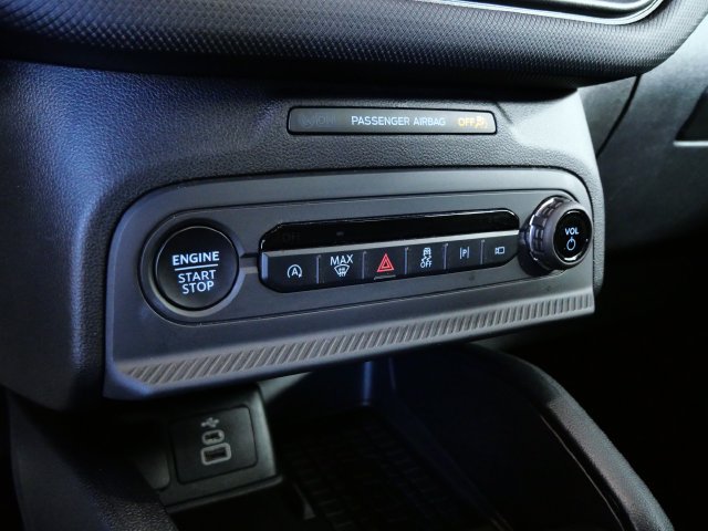 Certified 2025 Ford Bronco Sport Outer Banks w/ Outer Banks Tech Package+ AWD/4WD image 21