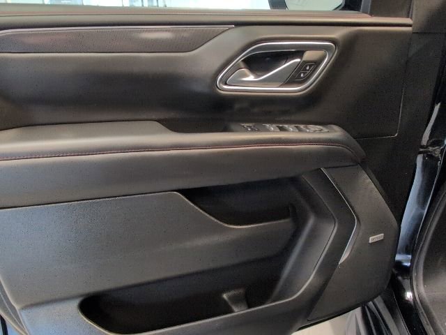Used 2022 Chevrolet Tahoe RST w/ Luxury Package AWD/4WD image 14