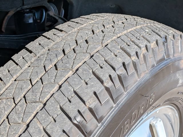 Used 2024 Chevrolet Silverado 3500 High Country w/ Technology Package AWD/4WD image 13