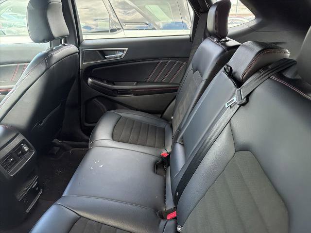 Certified 2022 Ford Edge ST-Line AWD/4WD image 9