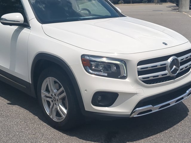 Used 2022 Mercedes-Benz GLB 250 4MATIC image 10