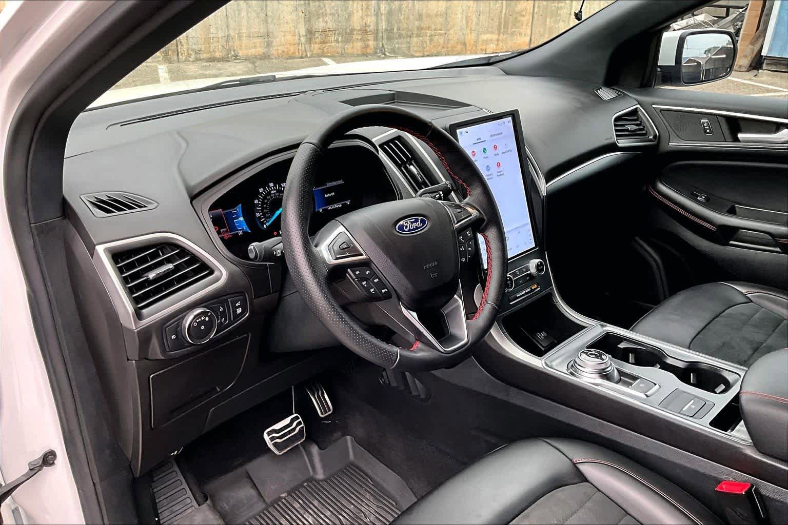 Certified 2022 Ford Edge ST-Line AWD/4WD image 17
