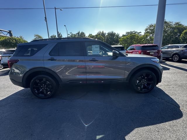 Certified 2023 Ford Explorer ST-Line w/ Class IV Trailer Tow Package AWD/4WD image 4