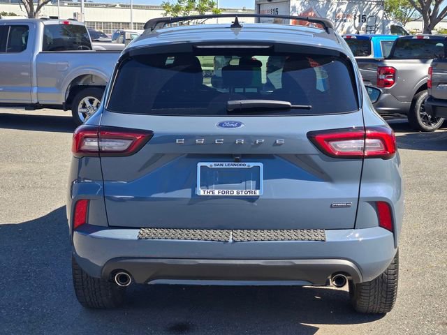 Certified 2023 Ford Escape ST-Line Select image 4
