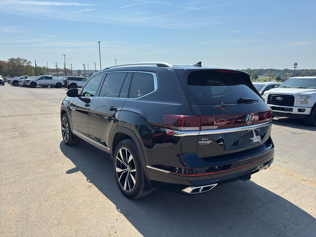Used 2025 Volkswagen Atlas SEL Premium R-Line AWD/4WD image 7