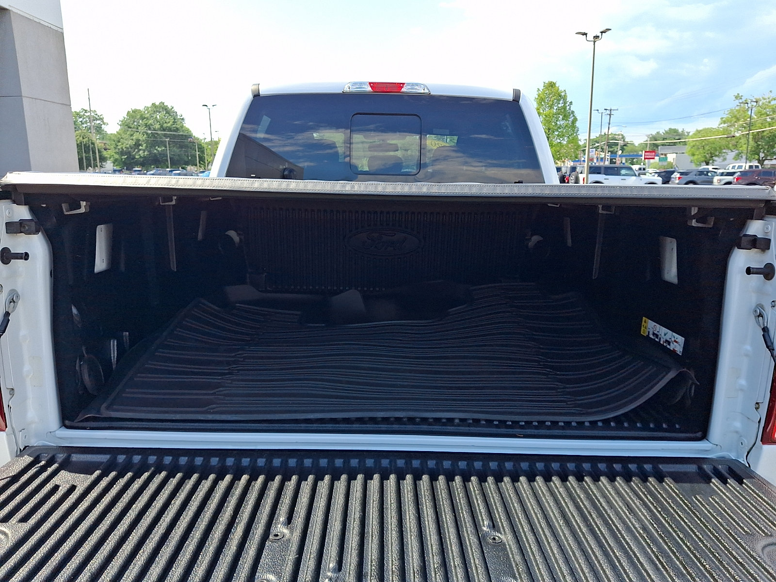 Certified 2020 Ford F150 XLT w/ Equipment Group 302A Luxury AWD/4WD image 29