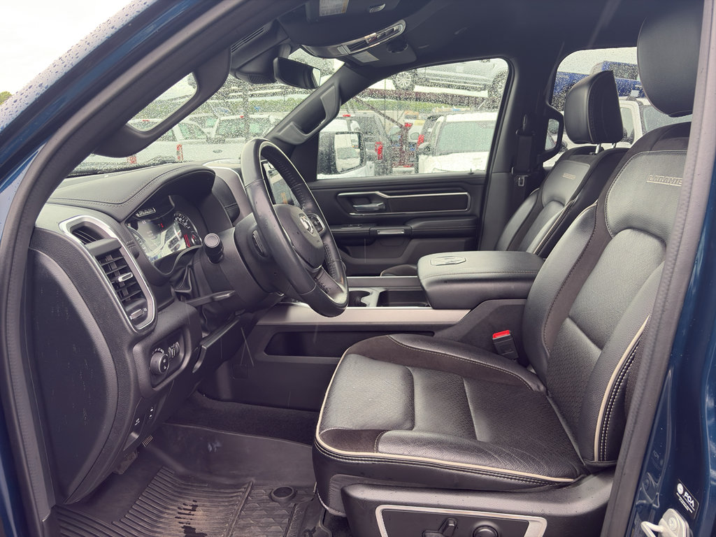 Used 2023 RAM 1500 Laramie AWD/4WD image 9