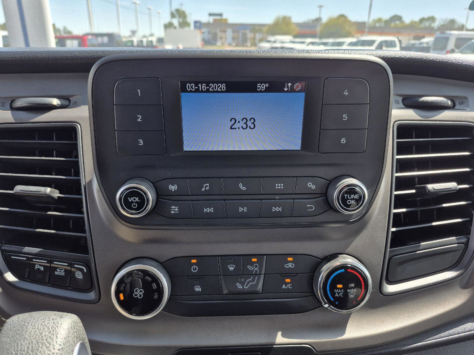 Certified 2020 Ford Transit 350 XLT RWD image 9