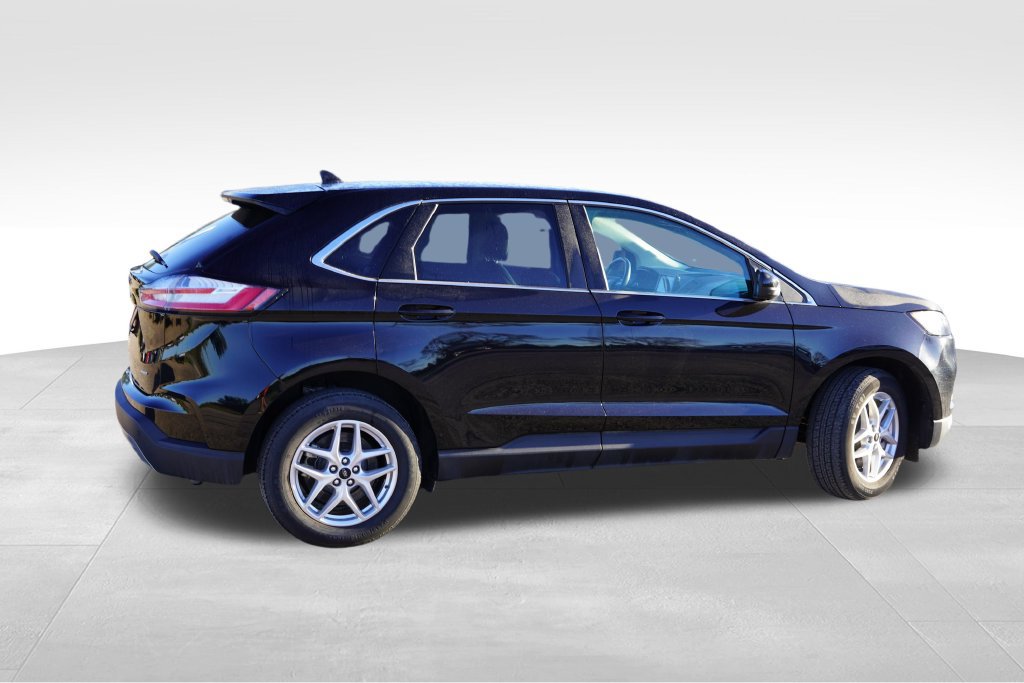 Certified 2024 Ford Edge SEL AWD/4WD image 4