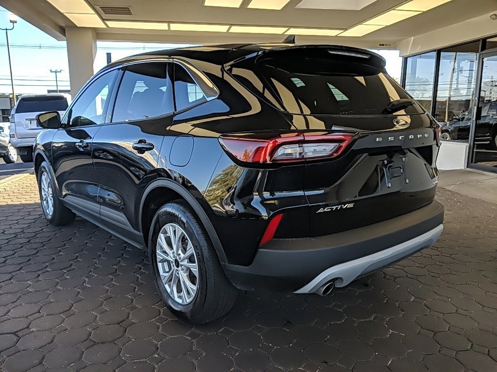Certified 2023 Ford Escape Active image 5
