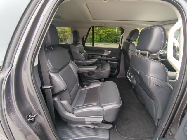 Certified 2025 Ford Expedition Max Platinum w/ Driver's Package AWD/4WD image 27