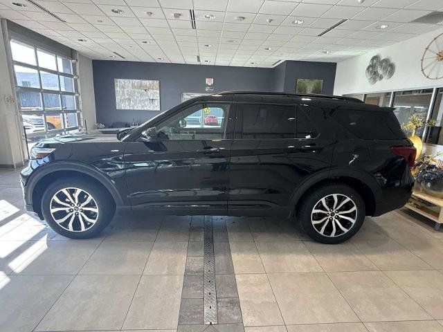 Certified 2023 Ford Explorer ST-Line image 2