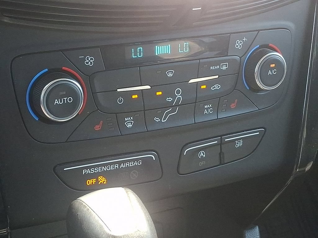 Certified 2017 Ford Escape Titanium AWD/4WD image 16