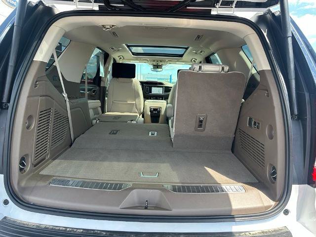 Used 2024 GMC Yukon Denali w/ Advanced Technology Package AWD/4WD image 24