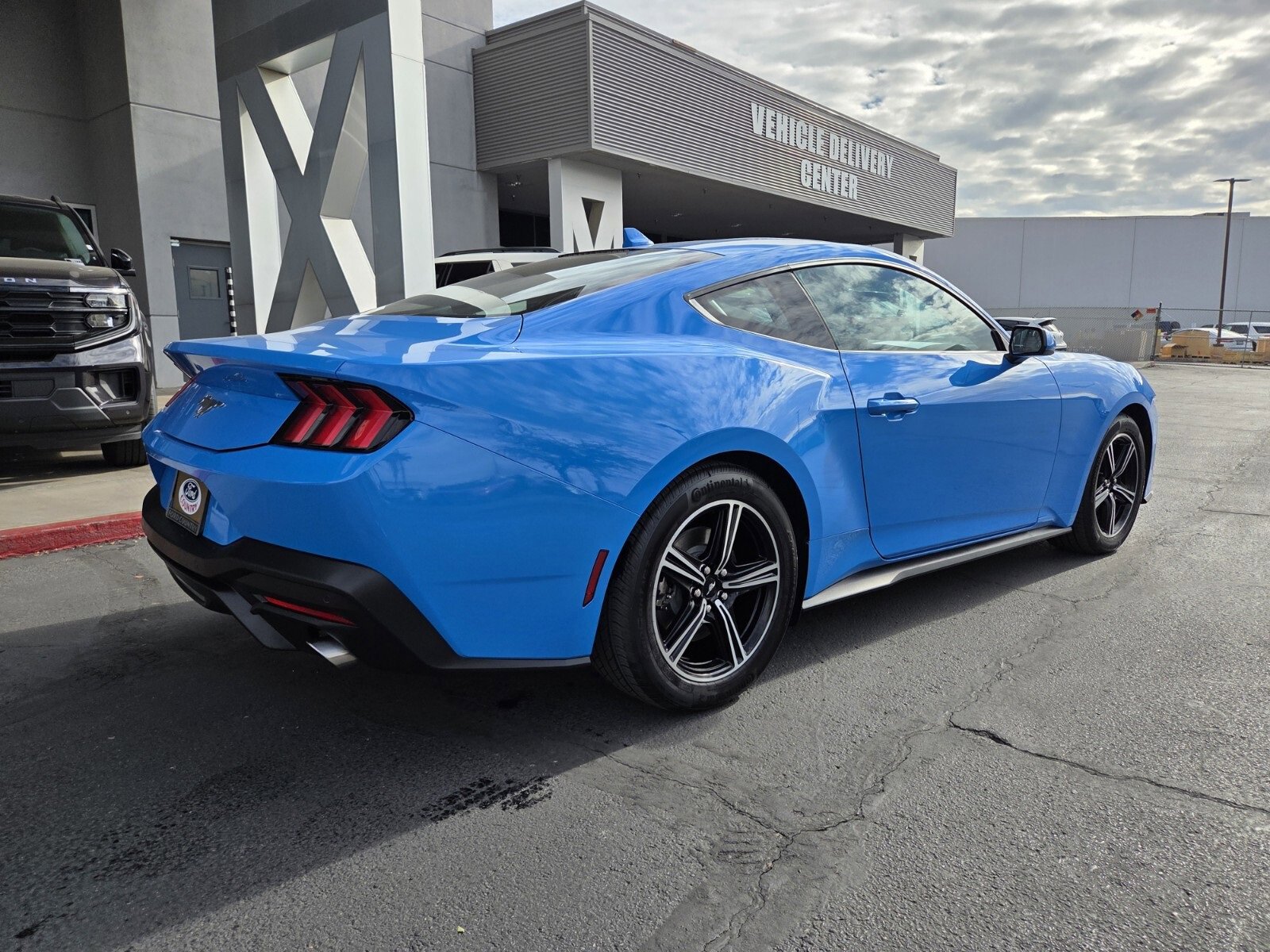 Certified 2025 Ford Mustang Coupe image 6