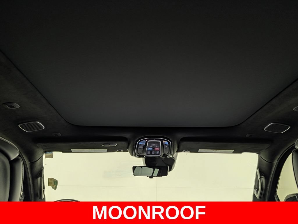 Used 2024 Jeep Grand Wagoneer L Series II w/ Quick Order Packagew 28T AWD/4WD image 14