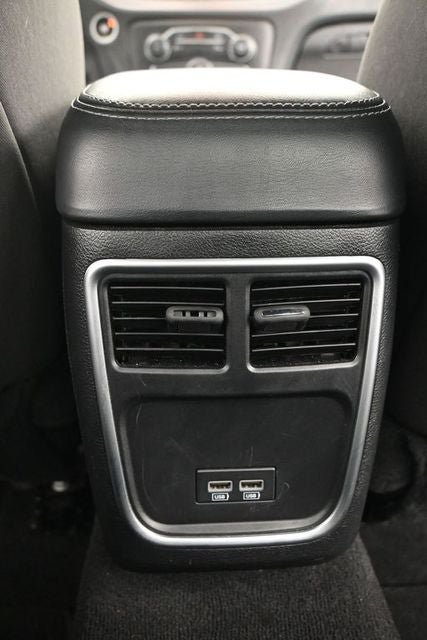 Used 2023 Dodge Charger SXT RWD image 17
