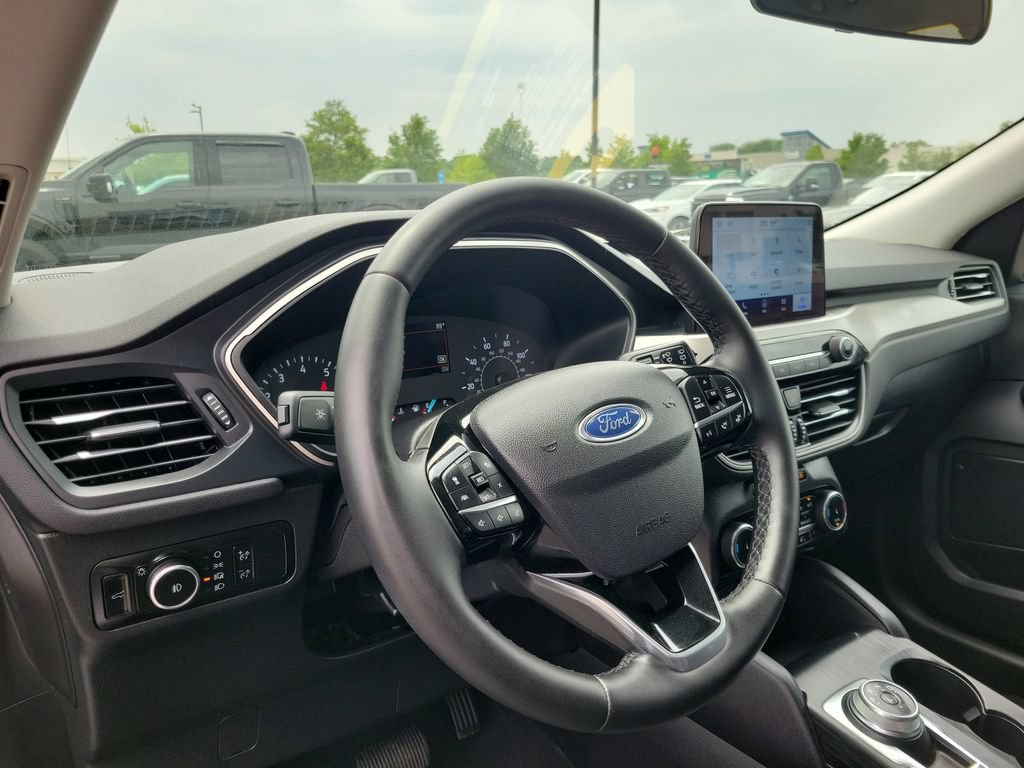 Certified 2022 Ford Escape SEL AWD/4WD image 21