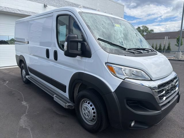 Used 2025 RAM ProMaster 2500 w/ U-Haul Equipment Group FWD image 8