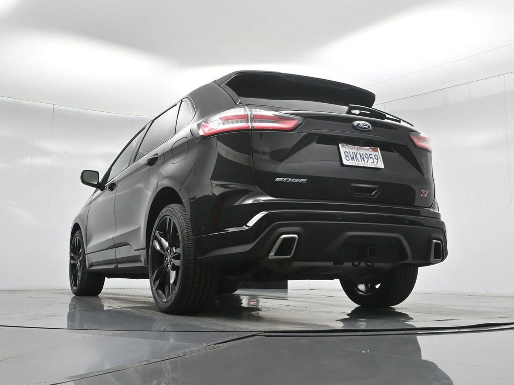 Certified 2019 Ford Edge ST w/ Equipment Group 401A image 23