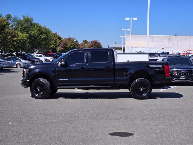 Certified 2022 Ford F250 Lariat w/ Tremor Off-Road Package AWD/4WD image 3