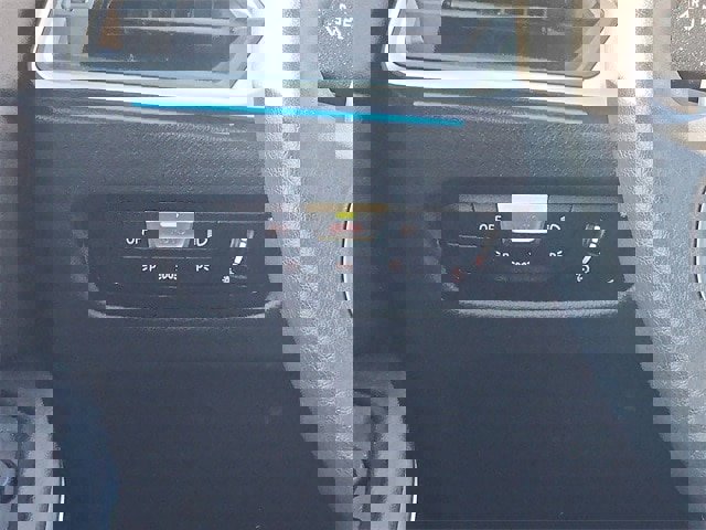 Used 2023 BMW 330i xDrive Sedan w/ Premium Package image 12