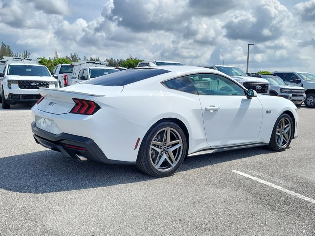 Certified 2025 Ford Mustang GT RWD image 7