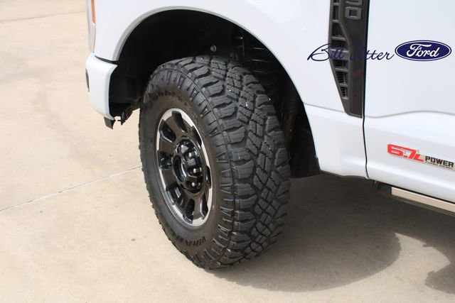 Certified 2026 Ford F350 Platinum w/ Tremor Off-Road Package AWD/4WD image 9