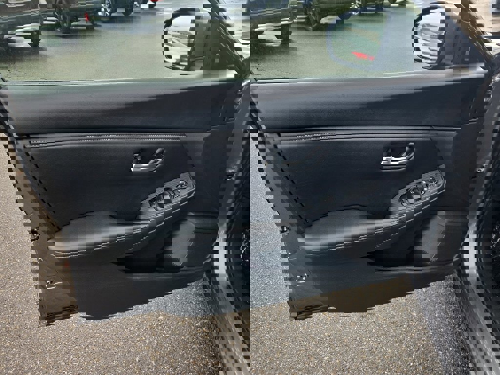 Used 2023 Nissan Sentra SV image 15