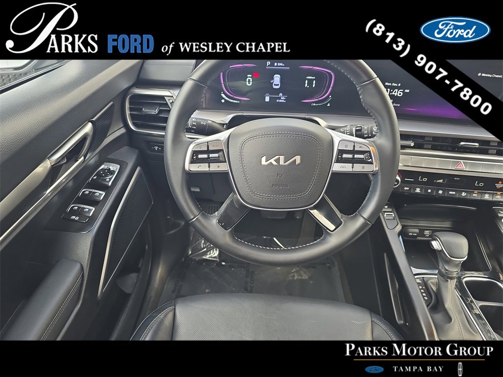 Used 2024 Kia Telluride S image 12